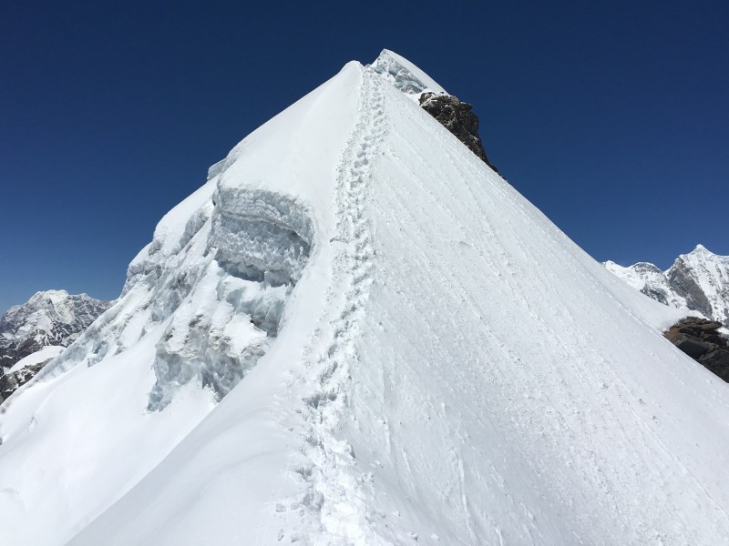 Island 6,189m Peak Climbing