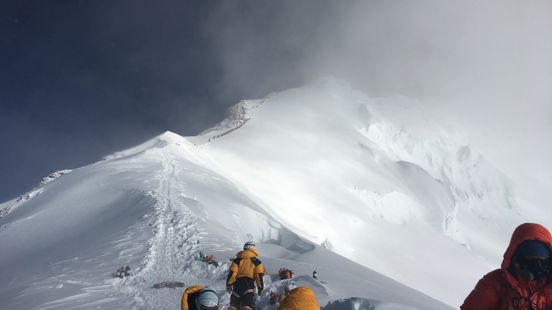 8000 M+ Expeditions
